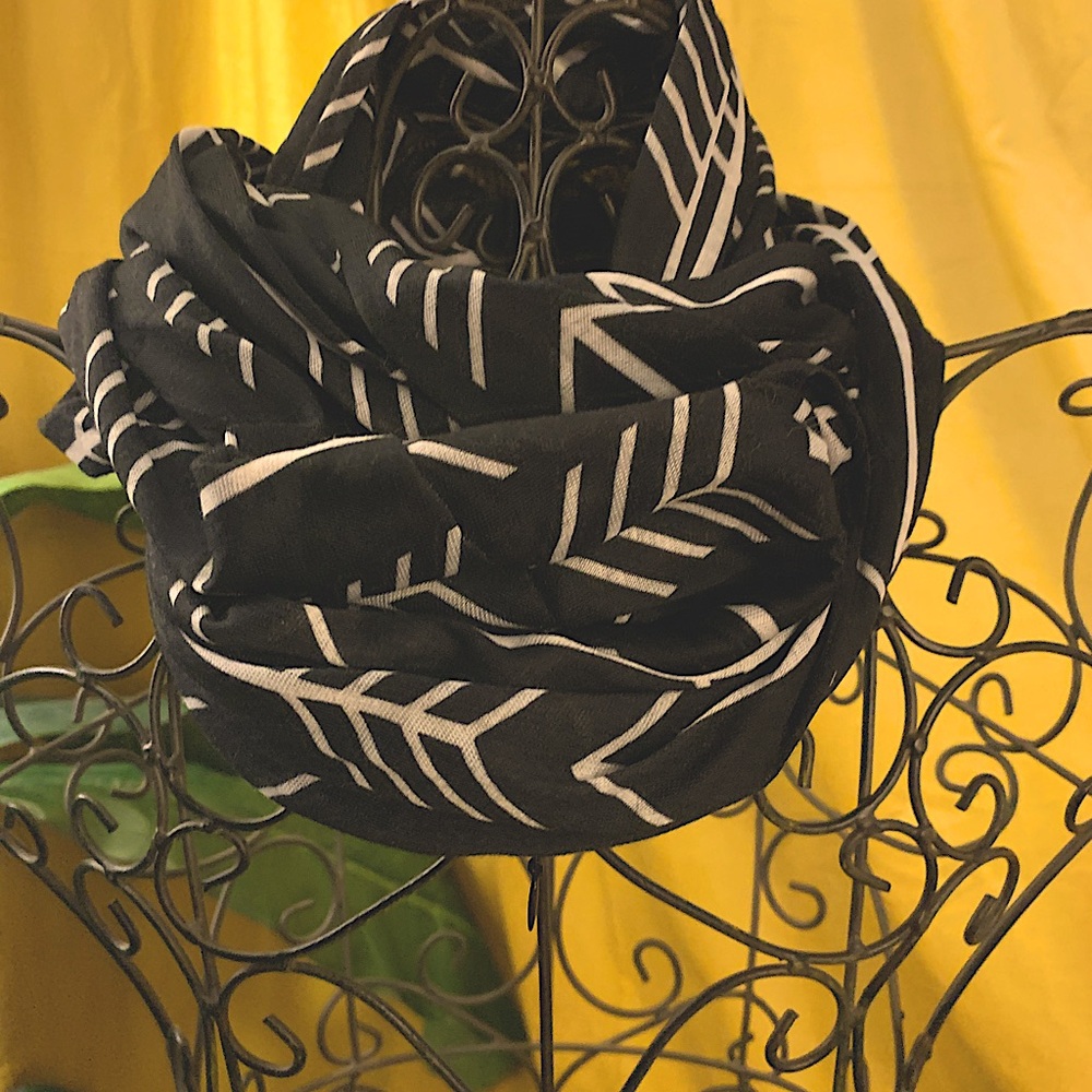 Artisan tailored Infinity scarf